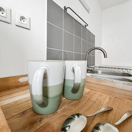 T2 Moderne Terrasse, Parking, Proche Commerces شقة روان