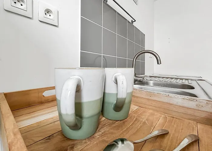 T2 Moderne Terrasse, Parking, Proche Commerces شقة روان