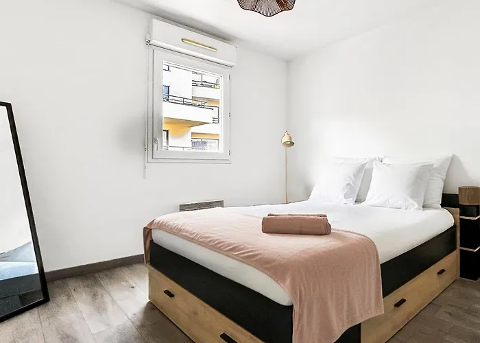 Διαμέρισμα T2 Moderne Terrasse, Parking, Proche Commerces Ρουέν